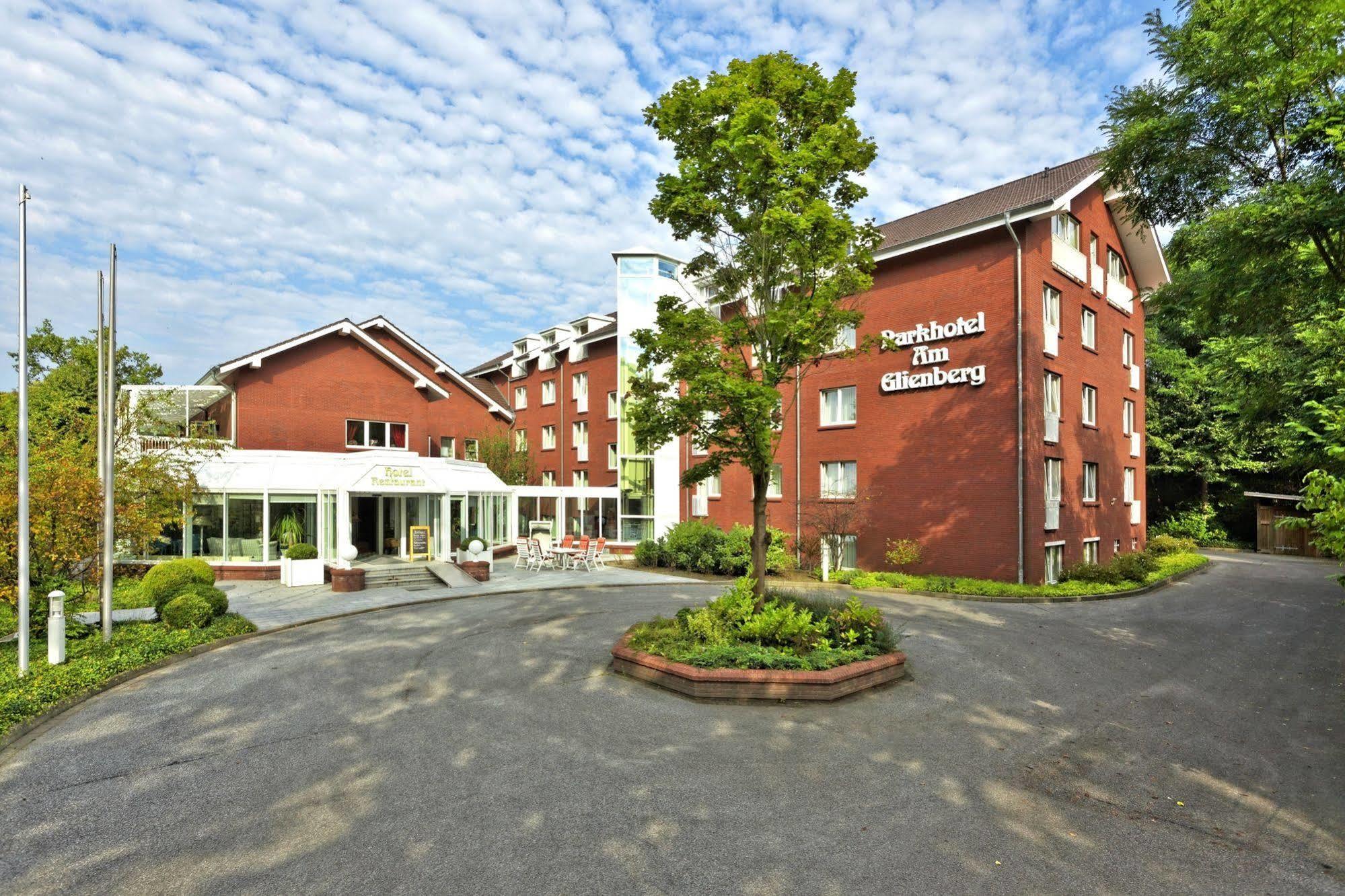Parkhotel Am Glienberg By Np Zinnowitz Exterior photo